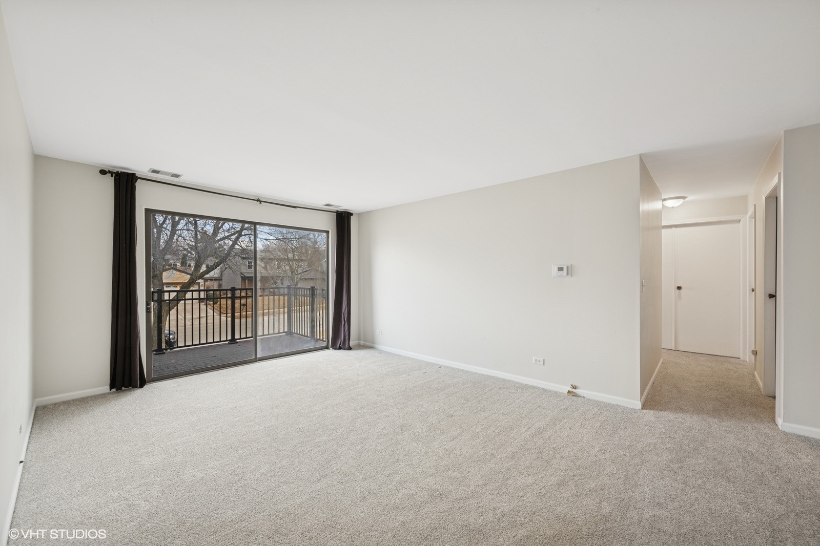 748 Rodenburg Road, Unit 2D Roselle, IL 60172 - Photo 3 of 17 Gallery Image 3
