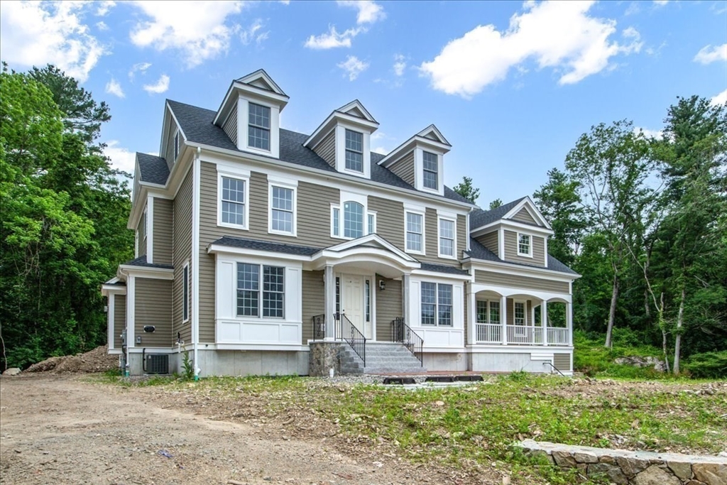 20-35 Shuttleworth Place Dedham, MA 02026 - Photo 5 of 27