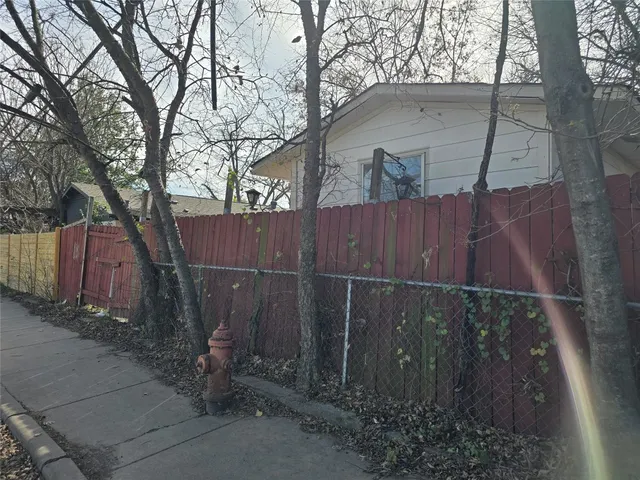 a backyard of a house