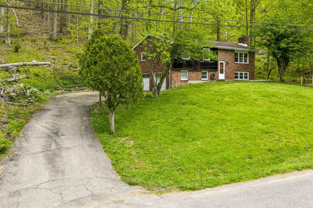2955 Pine Grove Road Industry, PA 15052 - Photo 2 of 34