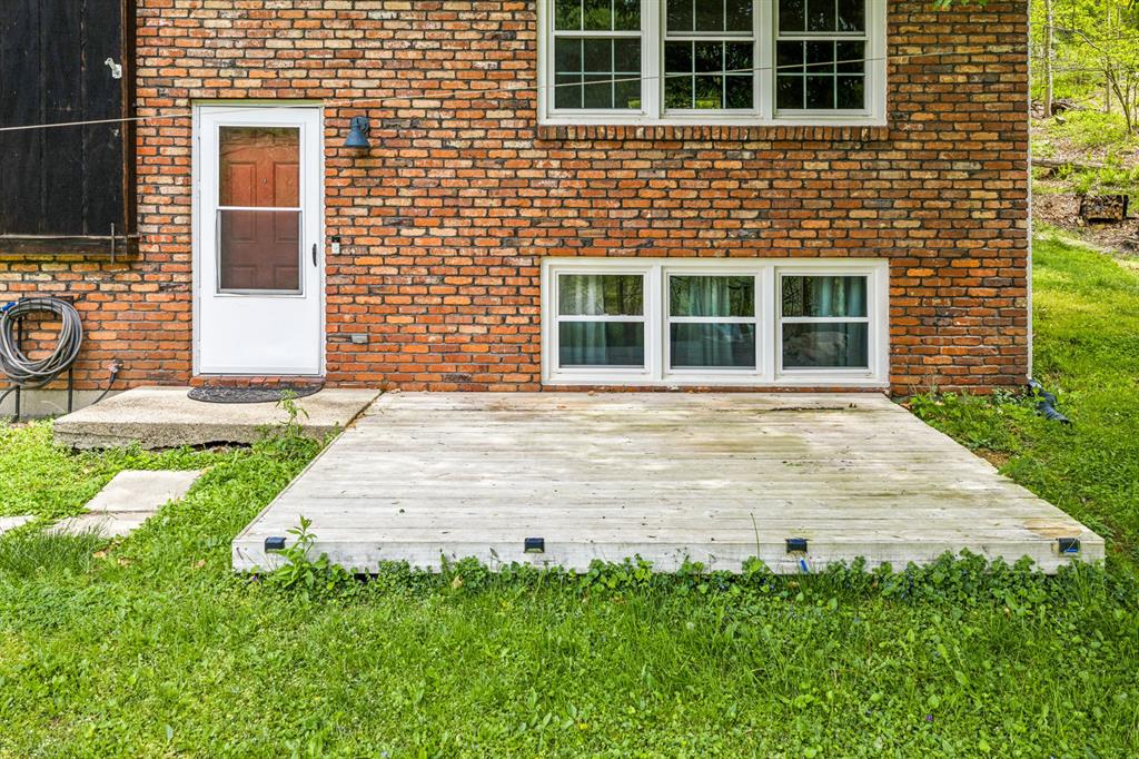 2955 Pine Grove Road Industry, PA 15052 - Photo 26 of 34
