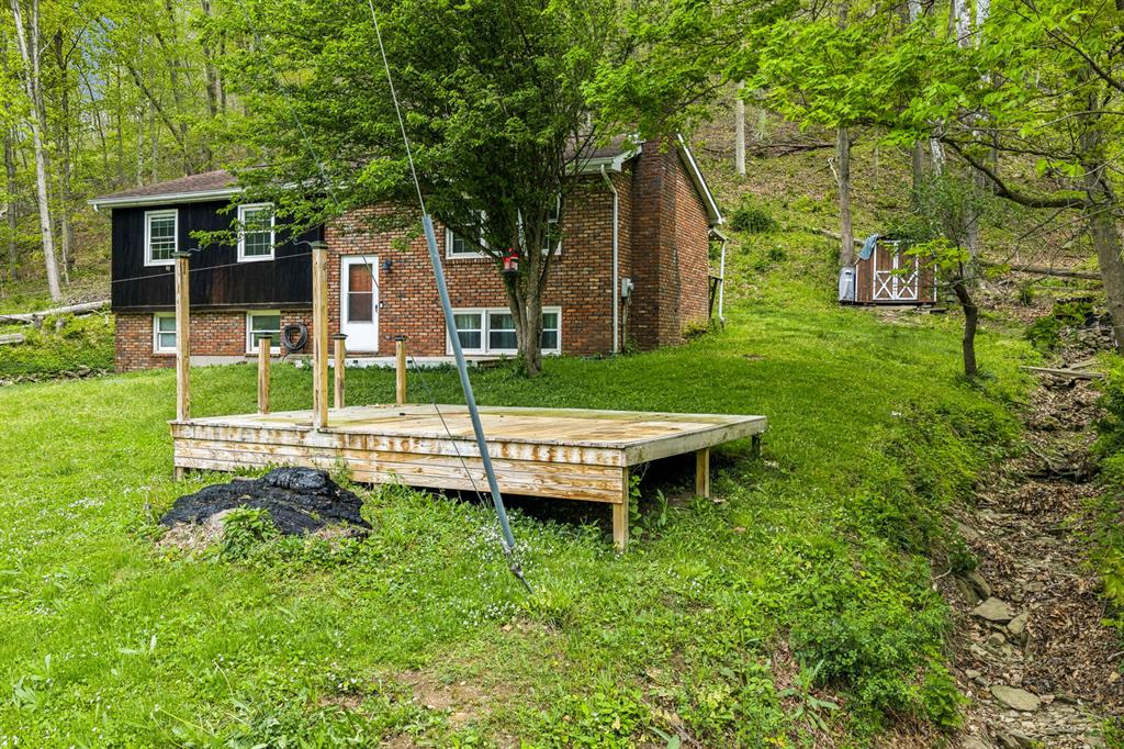 2955 Pine Grove Road Industry, PA 15052 - Photo 4 of 34