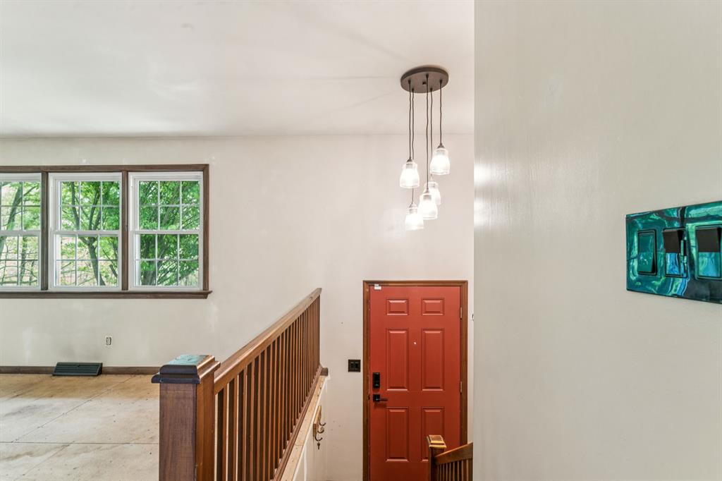 2955 Pine Grove Road Industry, PA 15052 - Photo 6 of 34