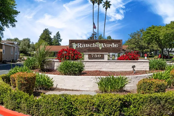 $205,000 | 902 Corte Amarillo, Rohnert Park, CA 94928