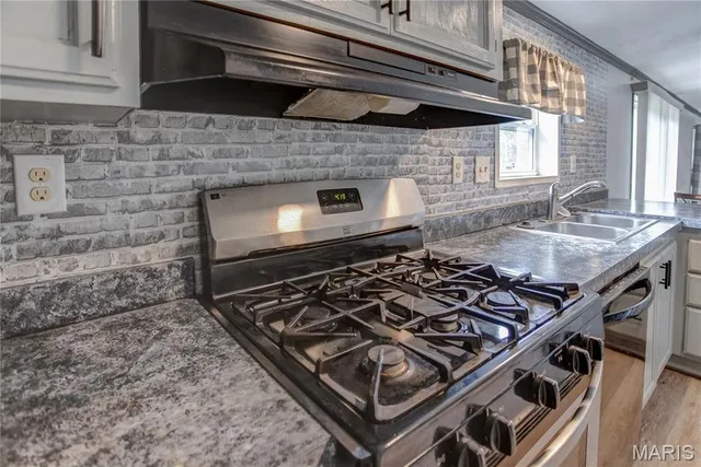 $217,500 | 25561 Beltrees Road, Dow, IL 62022