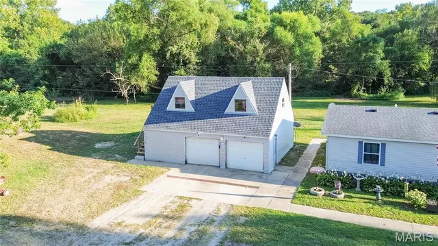 $217,500 | 25561 Beltrees Road, Dow, IL 62022