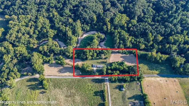 $217,500 | 25561 Beltrees Road, Dow, IL 62022