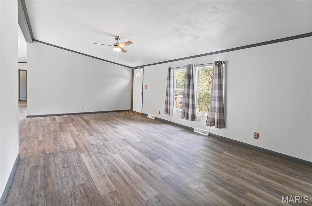 25561 Beltrees Road Dow, IL 62022 - Photo 8 of 40