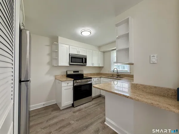 $2,400 | 47 Old Farms Lane, Unit 47, New Milford, CT 06776