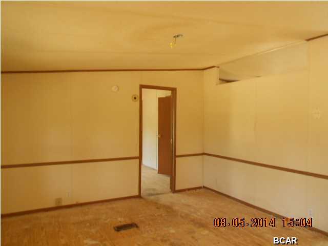 10405 Western Road Fountain, FL 32438 - Photo 6 of 13 Gallery Image 6