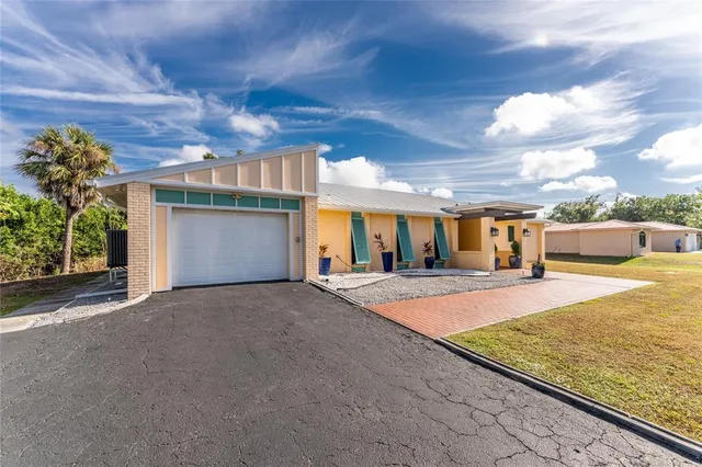 $574,900 | 504 McGregor Street, Punta Gorda, FL 33950