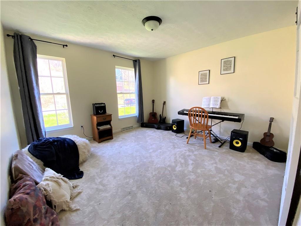 229 McCombs Road Venetia, PA 15367 - Photo 14 of 25