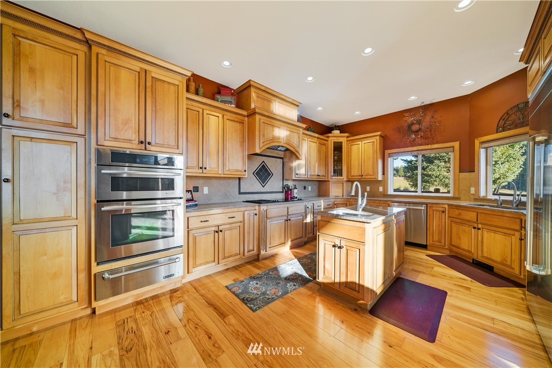 828 Brockway Road Chehalis, WA 98532 - Photo 8 of 25