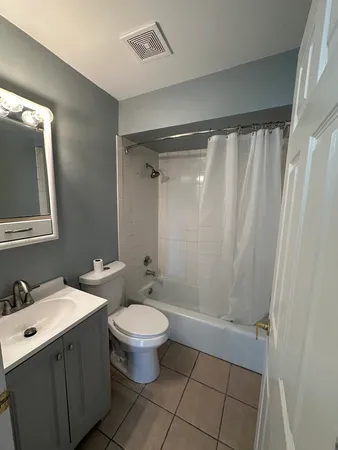 $1,650 | 7101 166th Street, Unit 2B, Tinley Park, IL 60477