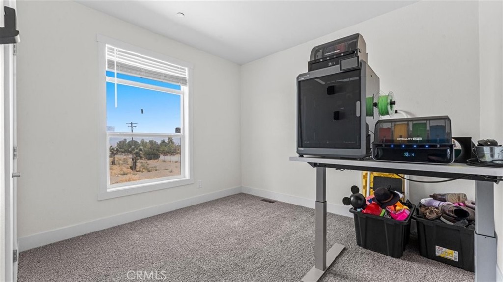 10370 Beekley Road Pinon Hills, CA 92371 - Photo 25 of 39 Gallery Image 25
