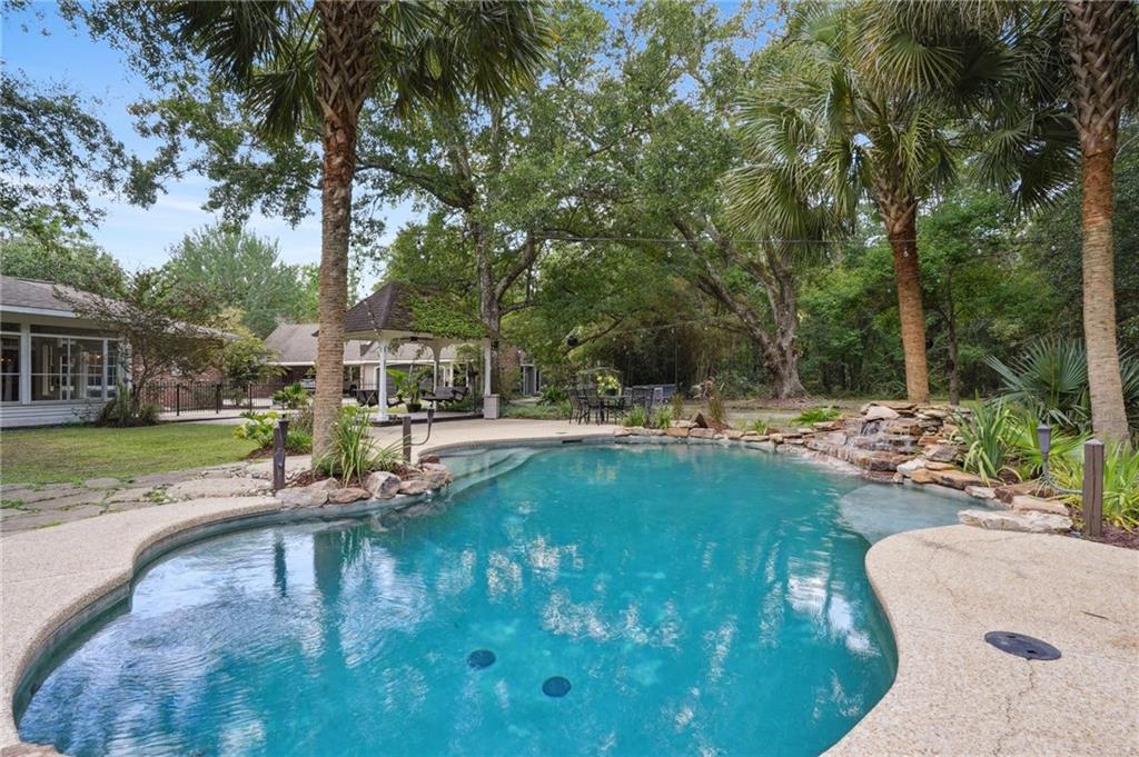 102 Lefleur Drive Slidell, LA 70460 - Photo 27 of 40