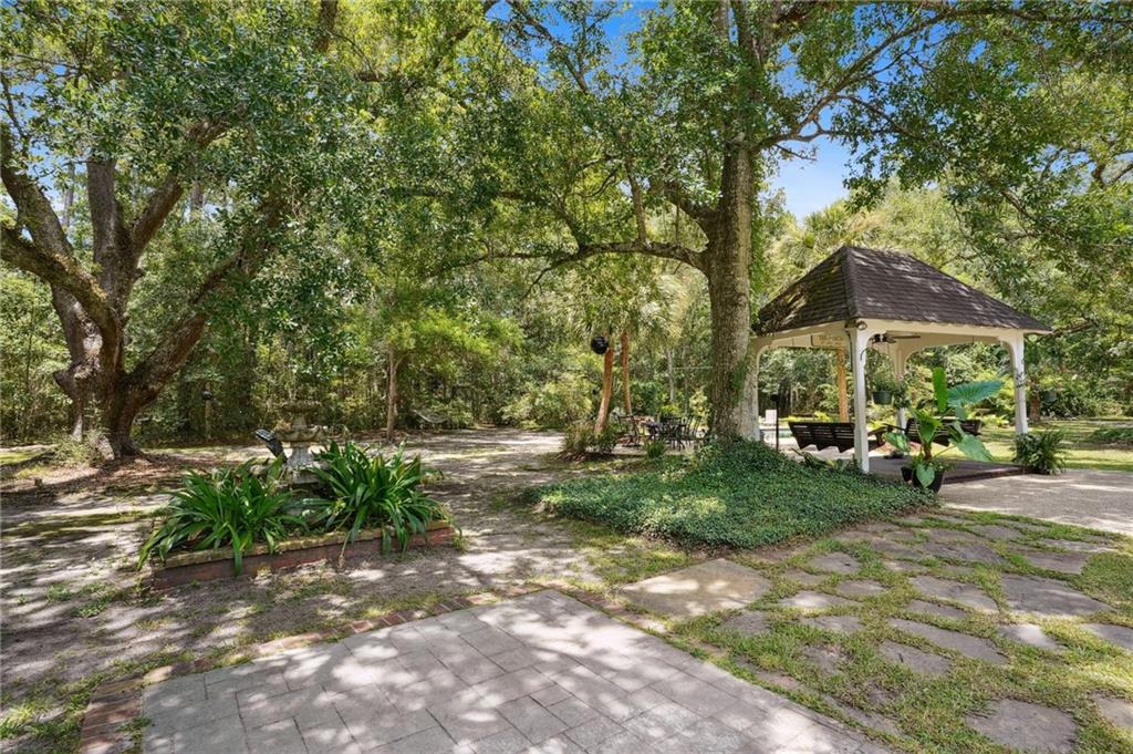 102 Lefleur Drive Slidell, LA 70460 - Photo 28 of 40