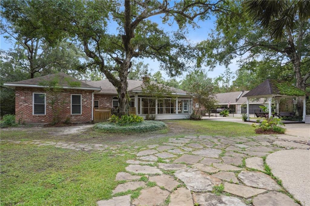 102 Lefleur Drive Slidell, LA 70460 - Photo 33 of 40