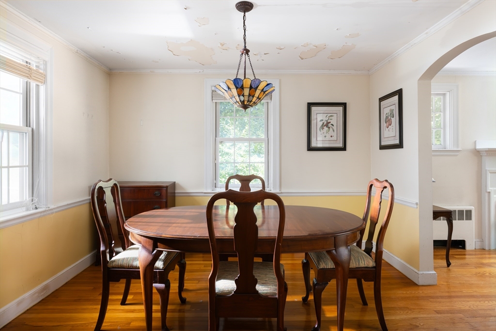 45 Cragmore Road Newton, MA 02464 - Photo 6 of 13 Gallery Image 6