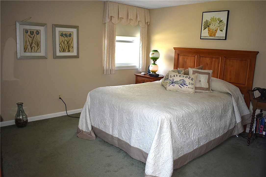 126 Tottenham Road Irondequoit, NY 14609 - Photo 28 of 43 Gallery Image 28