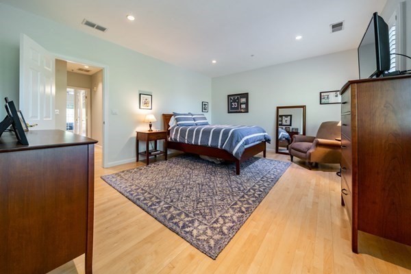 203 Victory Road, Unit 203 Quincy, MA 02171 - Photo 15 of 31 Gallery Image 15