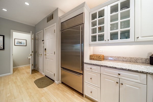 203 Victory Road, Unit 203 Quincy, MA 02171 - Photo 8 of 31 Gallery Image 8