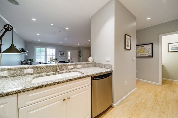 203 Victory Road, Unit 203 Quincy, MA 02171 - Photo 9 of 31 Gallery Image 9