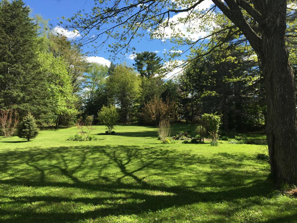 219 Academy Road Pembroke, NH 03275 - Photo 2 of 29 Gallery Image 2
