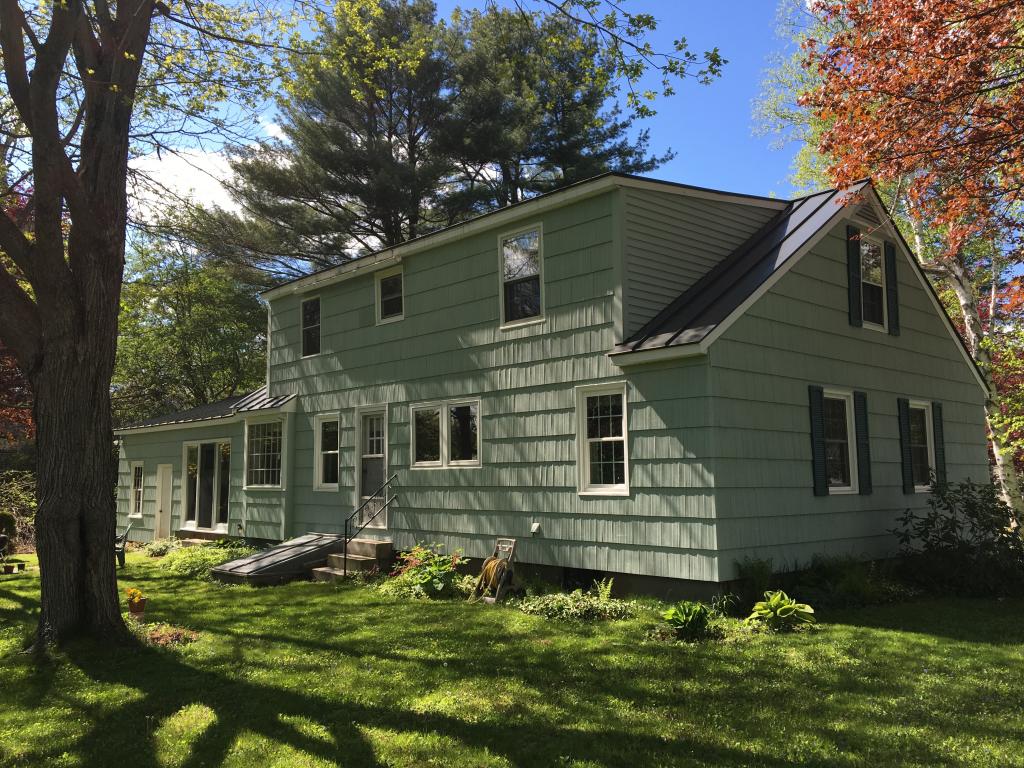 219 Academy Road Pembroke, NH 03275 - Photo 3 of 29 Gallery Image 3