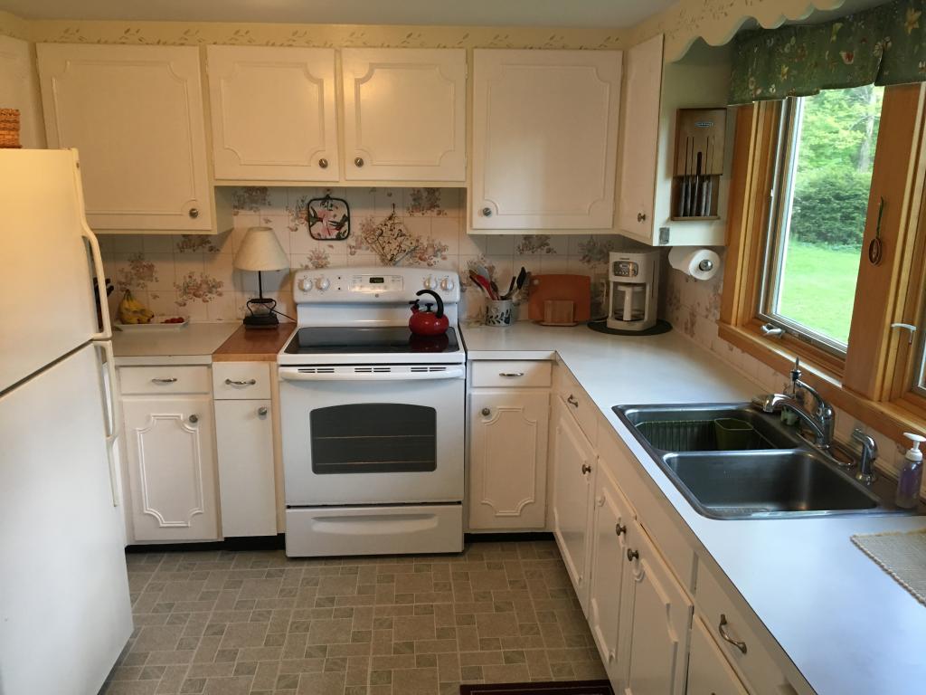 219 Academy Road Pembroke, NH 03275 - Photo 4 of 29 Gallery Image 4