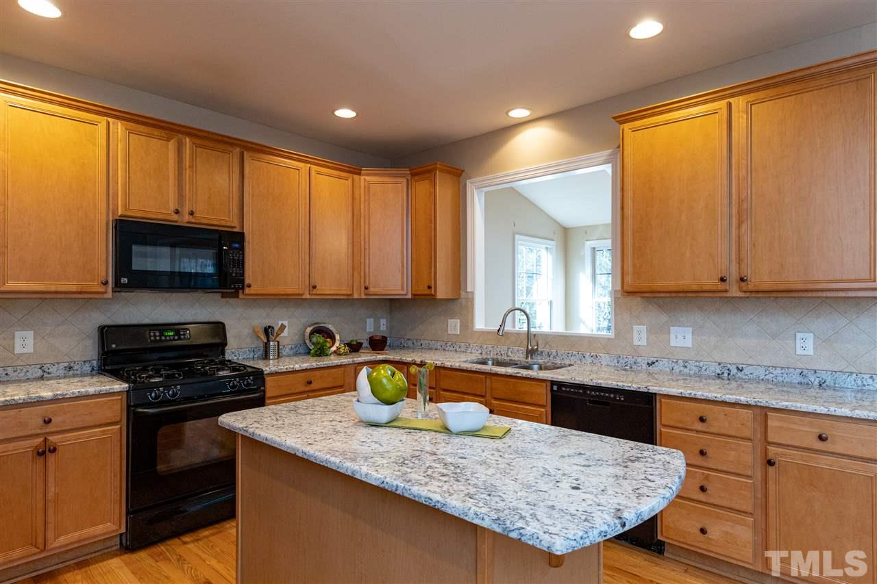 9633 Heathermill Lane Raleigh, NC 27617 - Photo 12 of 30