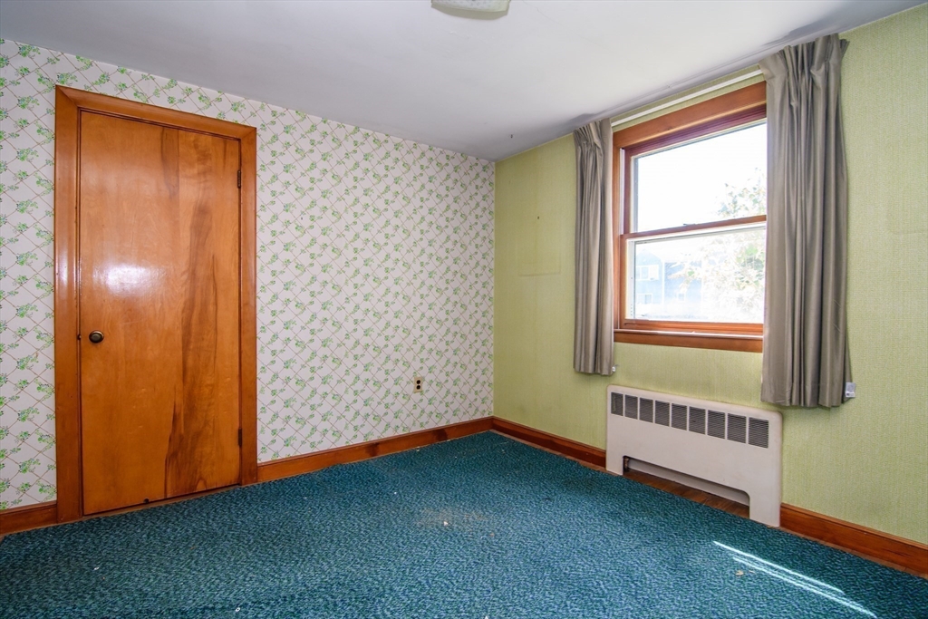 4 Hickory Road Natick, MA 01760 - Photo 9 of 24