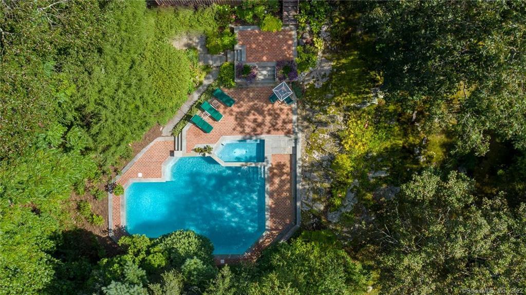 29 Pony Trail Road Stamford, CT 06903 - Photo 1 of 1
