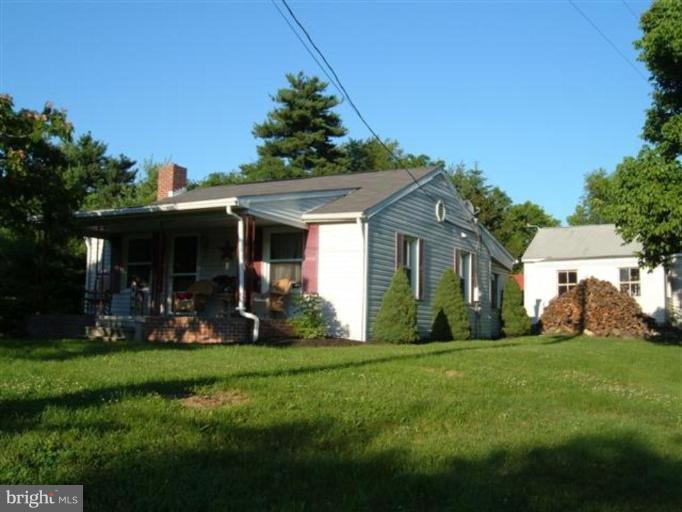 14718 Bottom Road Williamsport, MD 21795 - Photo 1 of 14 Exterior (Main)