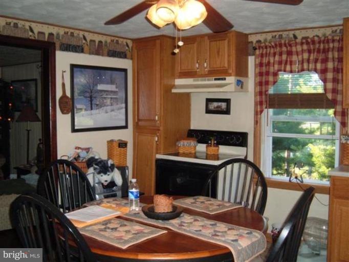 14718 Bottom Road Williamsport, MD 21795 - Photo 4 of 14 Kitchen #2
