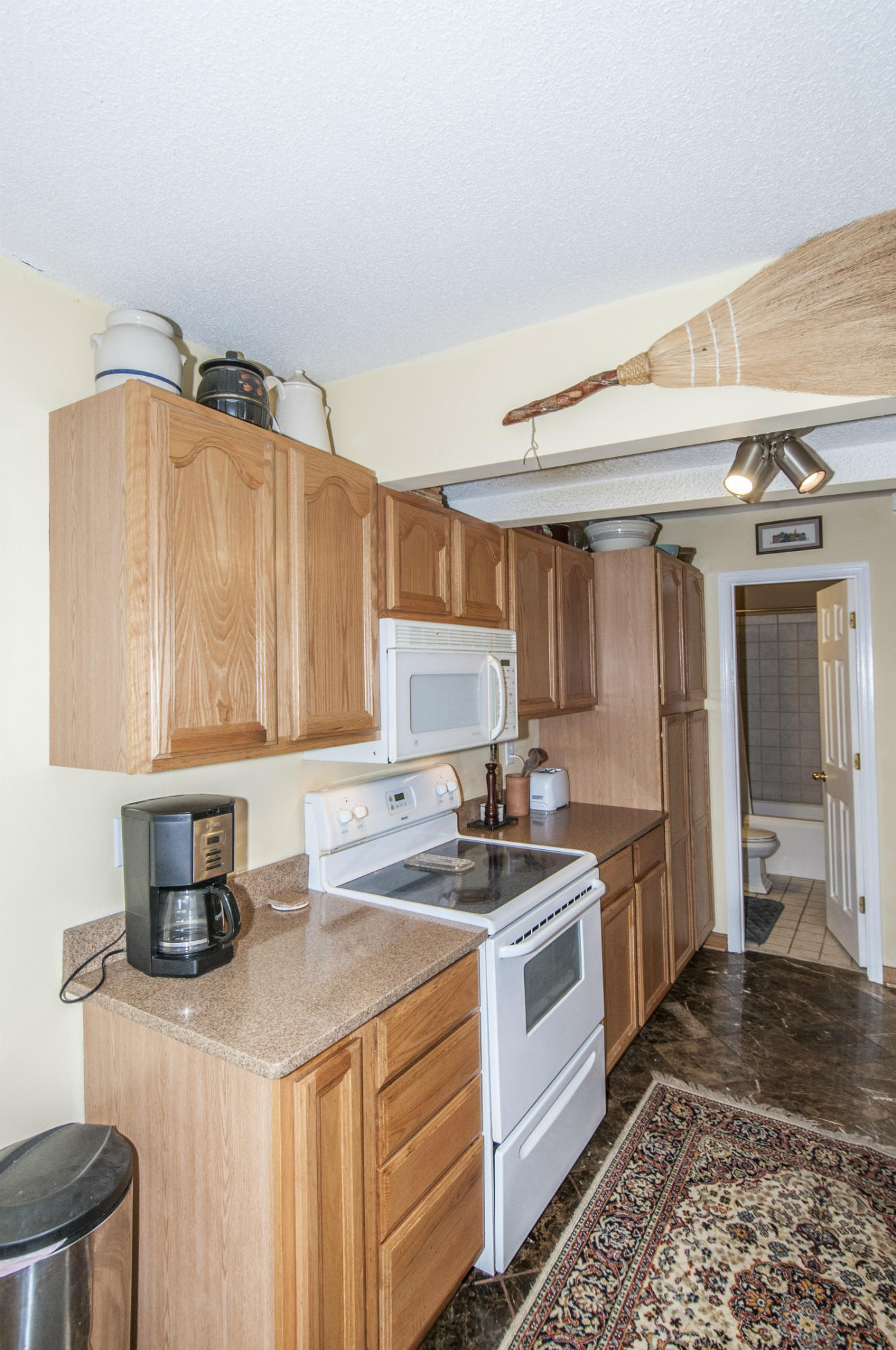 5710 Chisolm Road Johns Island, SC 29455 - Photo 29 of 46 Kitchen