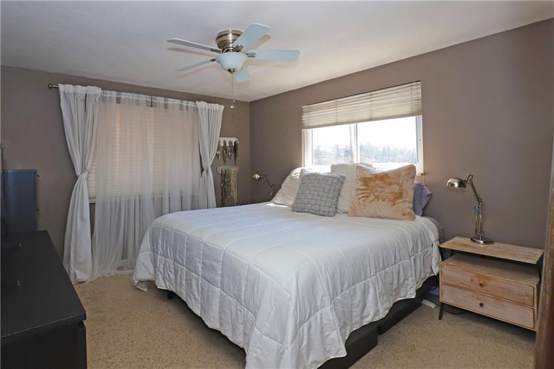 540 Niagara Drive North Huntingdon, PA 15642 - Photo 12 of 25