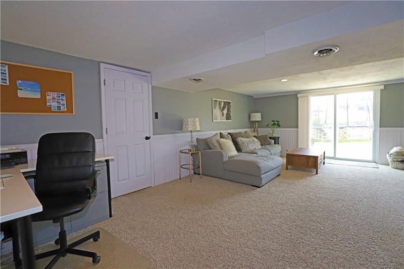 540 Niagara Drive North Huntingdon, PA 15642 - Photo 16 of 25