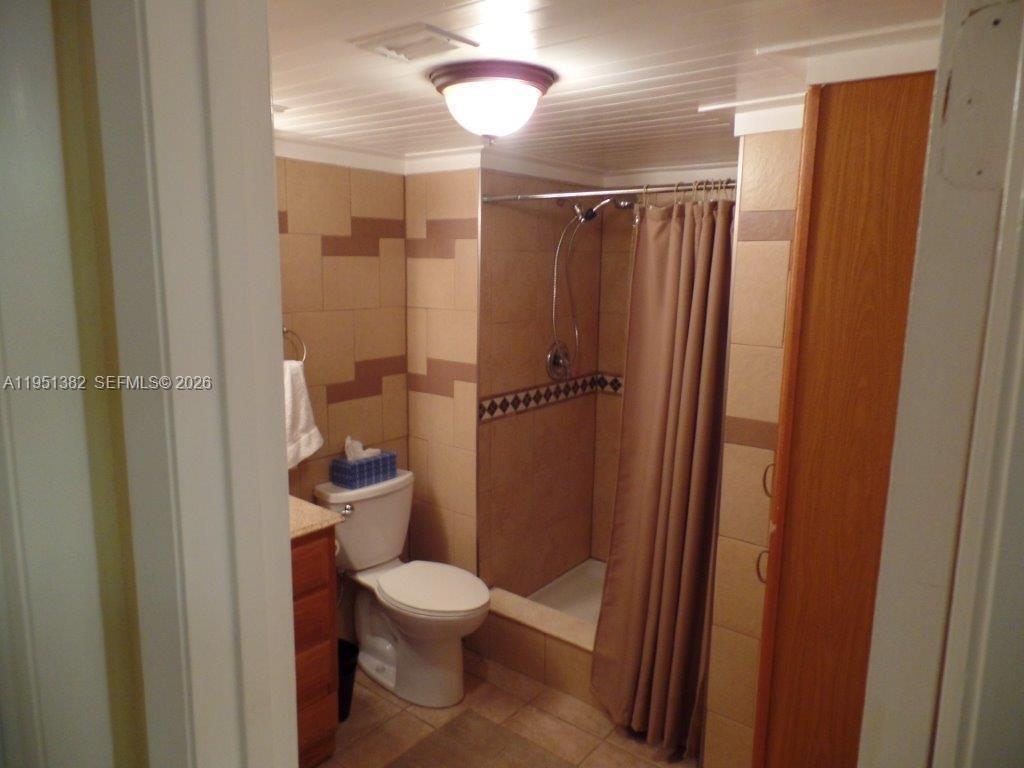 280 Racquet Club Road, Unit 102 Weston, FL 33326 - Photo 17 of 45