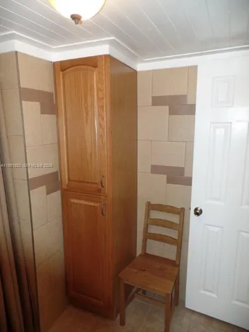 $2,600 | 280 Racquet Club Road, Unit 102, Weston, FL 33326