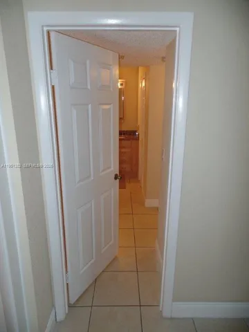 $2,600 | 280 Racquet Club Road, Unit 102, Weston, FL 33326