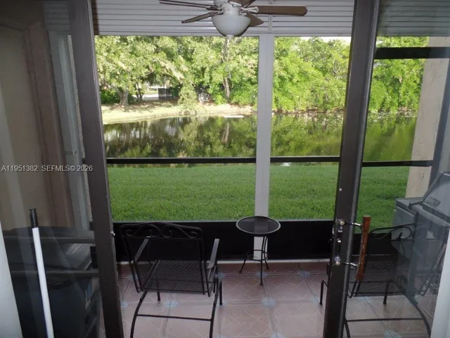 $2,600 | 280 Racquet Club Road, Unit 102, Weston, FL 33326