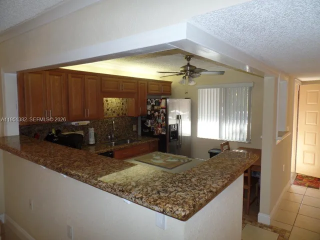 $2,600 | 280 Racquet Club Road, Unit 102, Weston, FL 33326