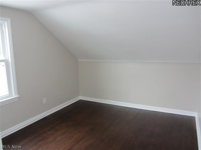 1208 Avondale Road Cleveland, OH 44121 - Photo 11 of 13