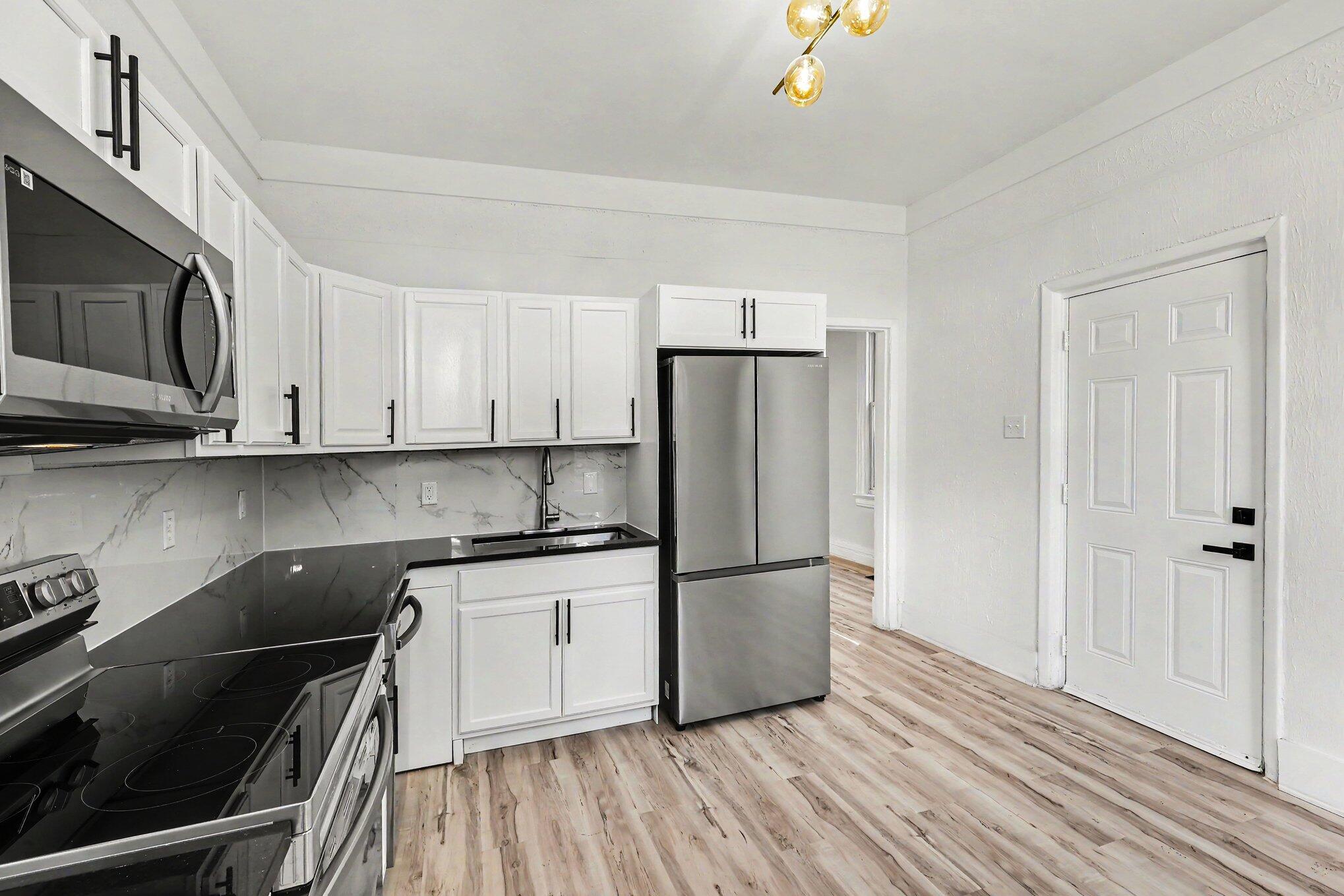 2413 Herman Street Covington, KY 41014 - Photo 4 of 17