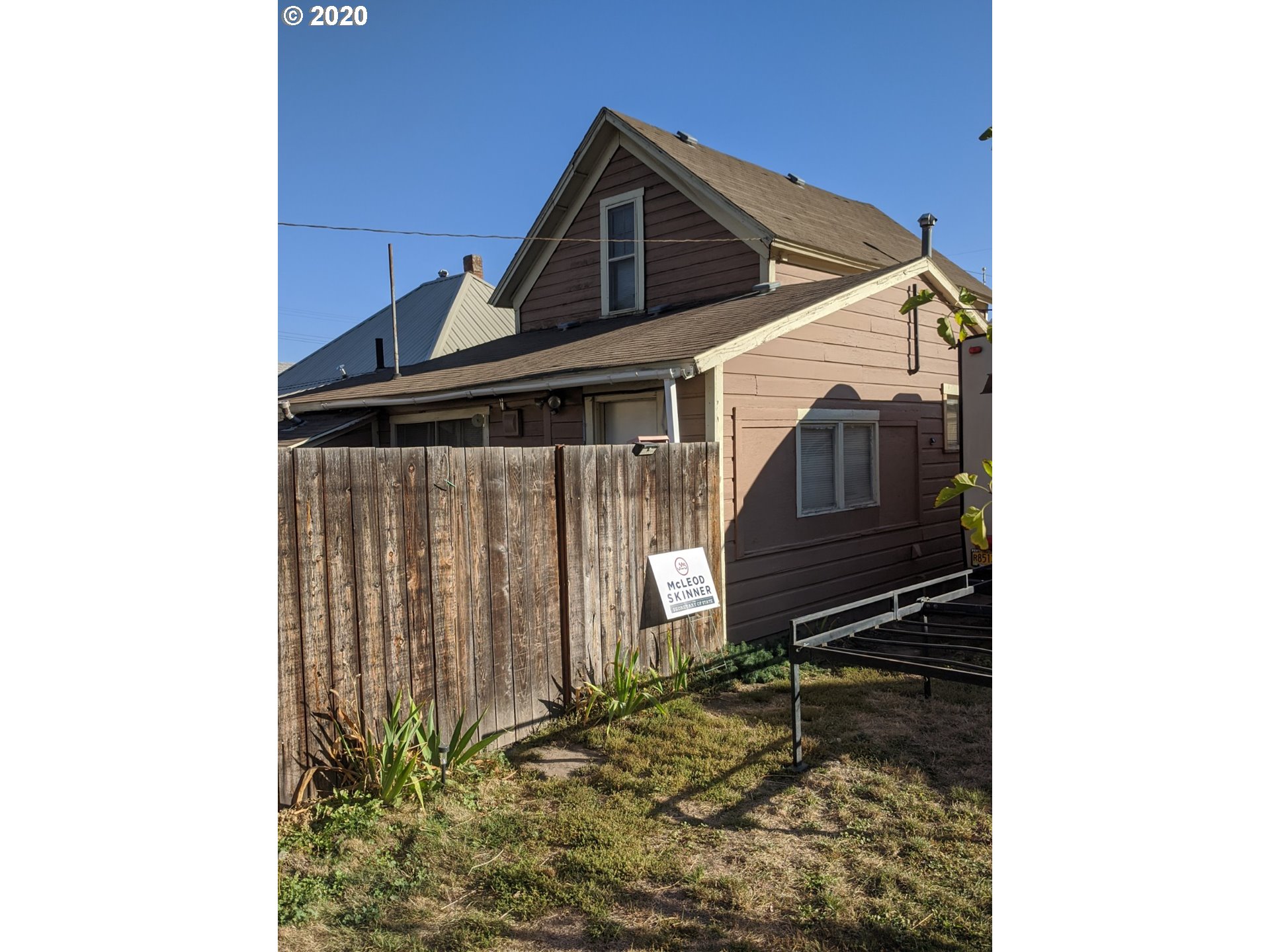 609 Southwest 6th Street Pendleton, OR 97801 - Photo 3 of 28
