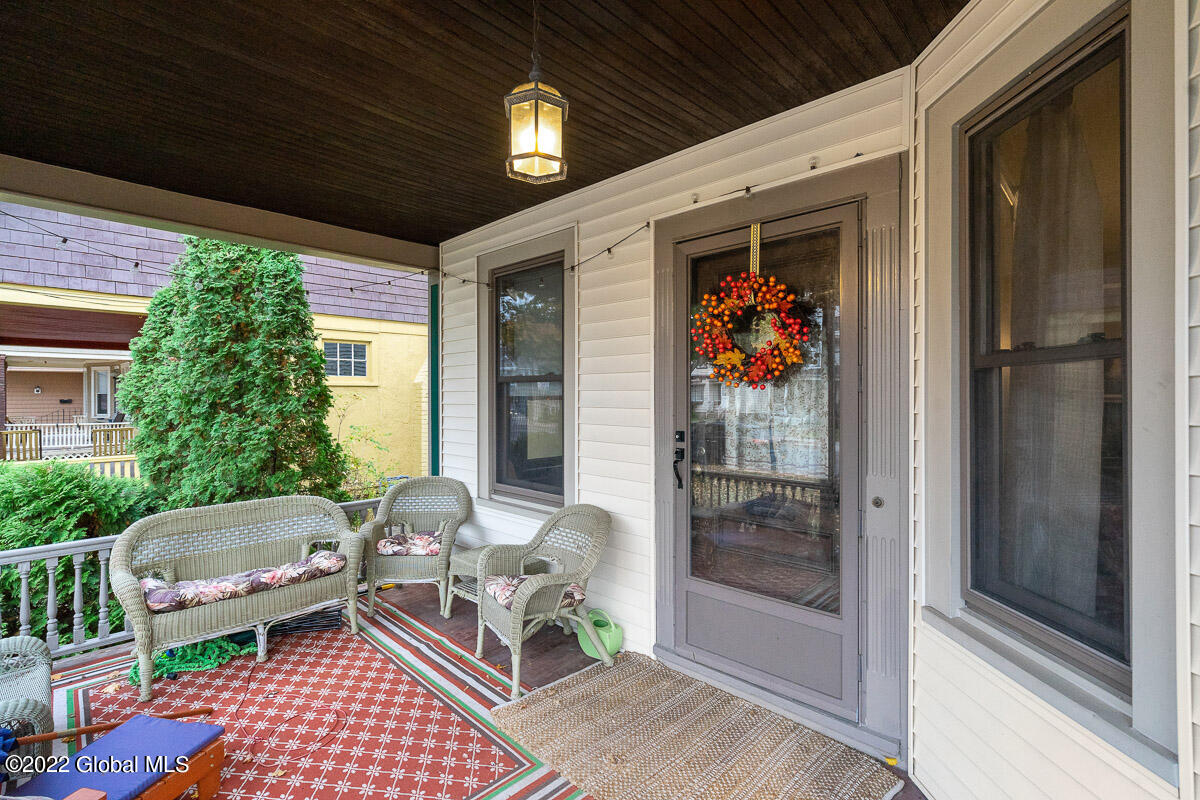 1592 Union Street Schenectady, NY 12309 - Photo 5 of 62 1592 Union Street Schenectady NY 005 MLS
