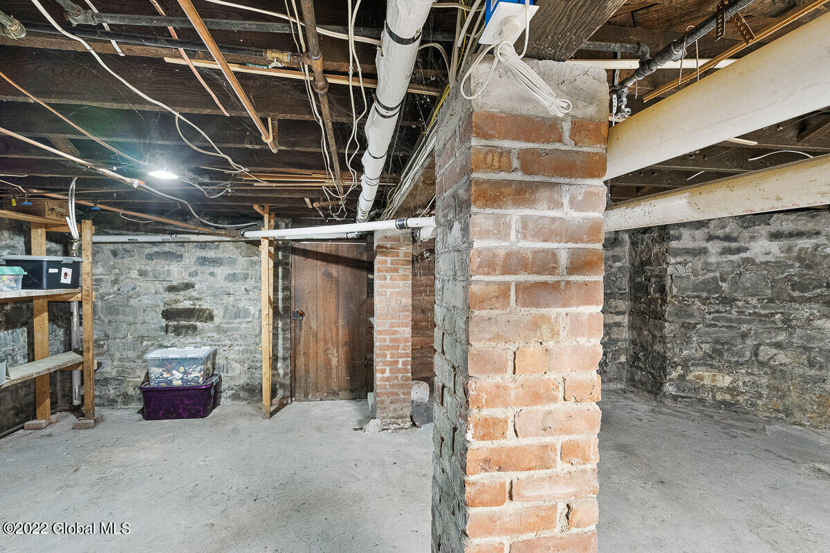 1592 Union Street Schenectady, NY 12309 - Photo 56 of 62 1592 Union Street Schenectady NY 042 MLS