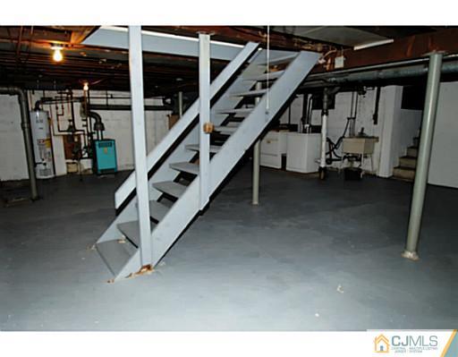 1241 Williamson Road North Brunswick, NJ 08902 - Photo 8 of 13 Gallery Image 8