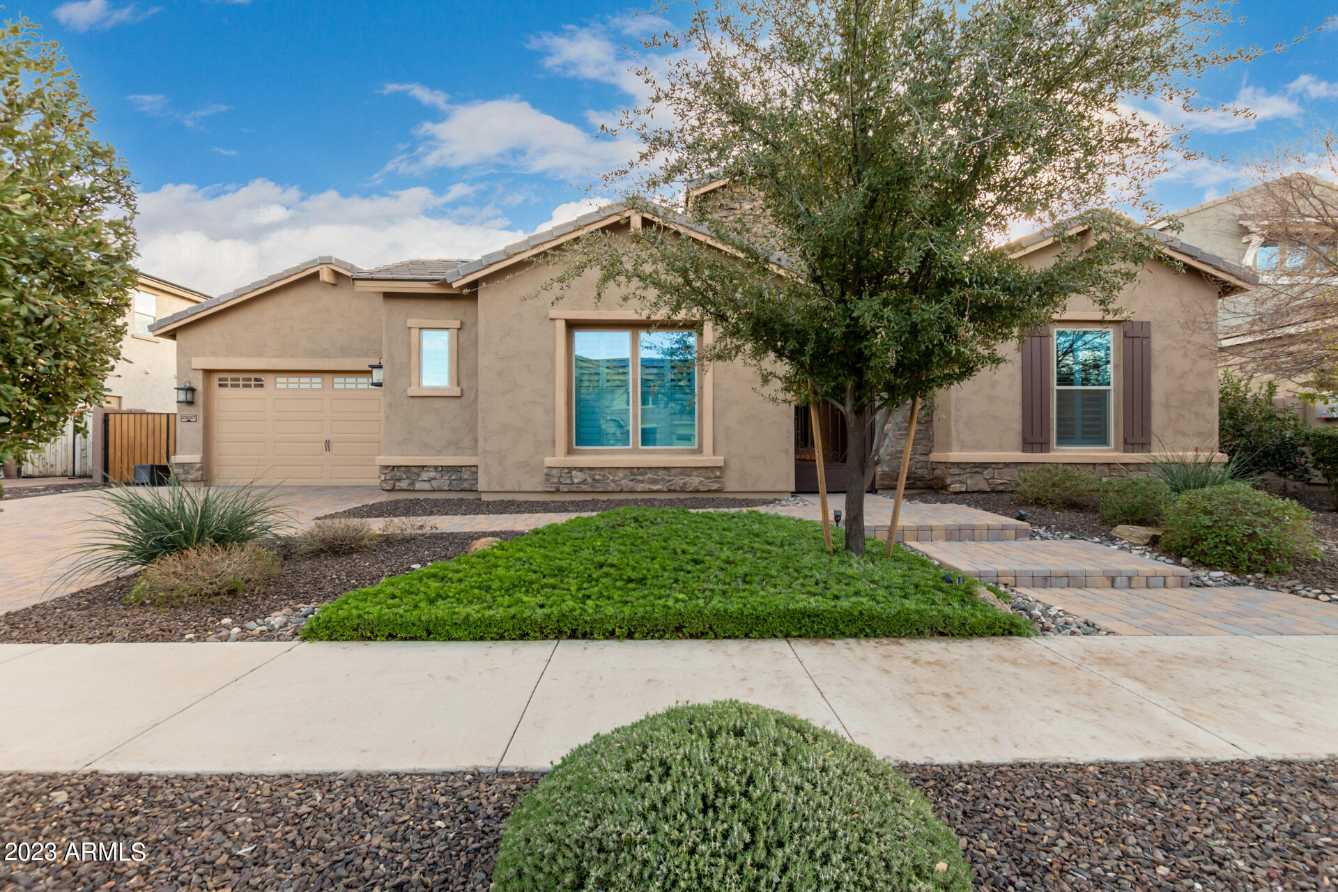 20087 East Maya Road Queen Creek, AZ 85142 - Photo 9 of 63 09 - Maya